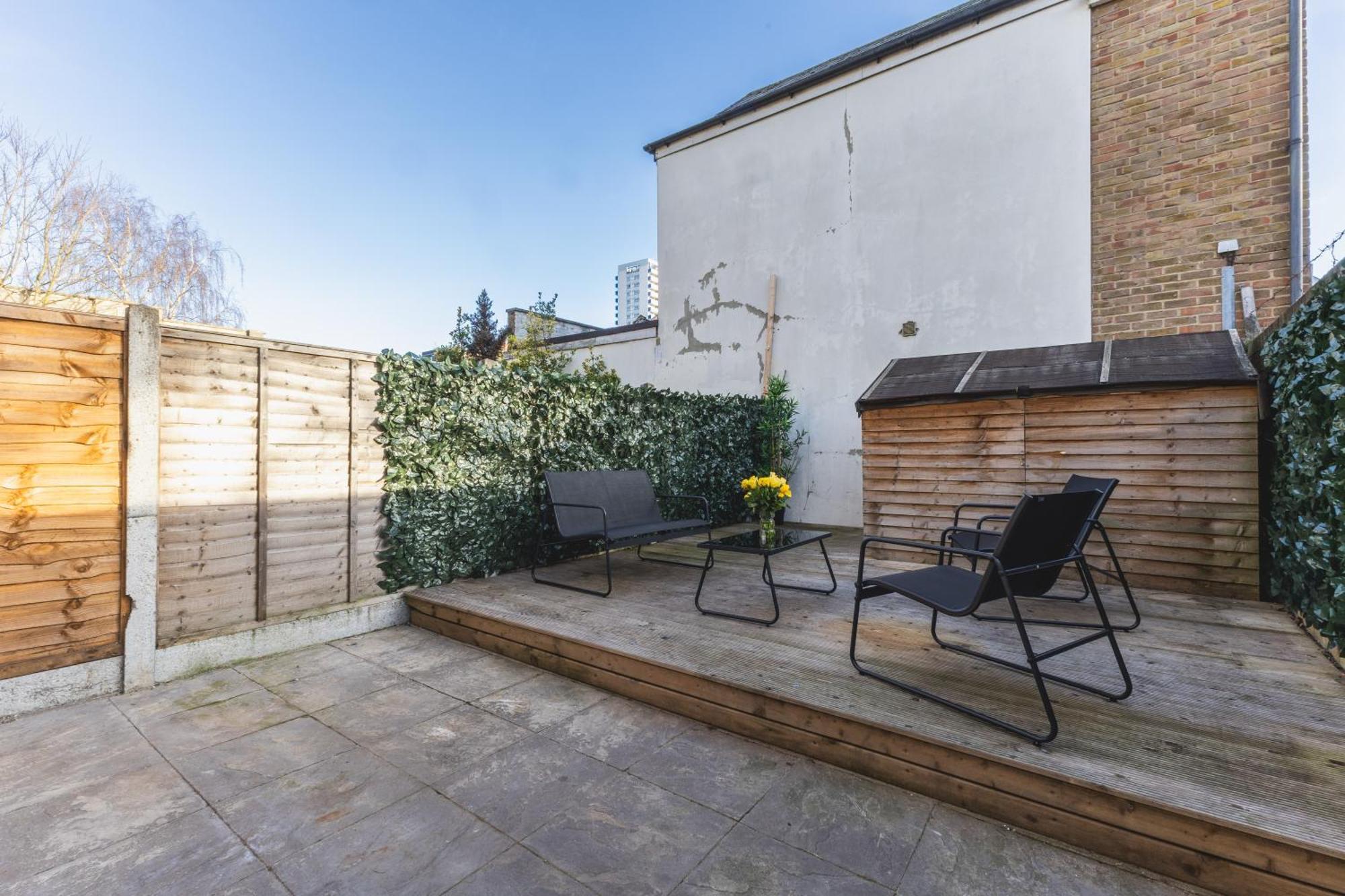 Arte Stays Serviced Houses Stratford - 3 Bedrooms 2 Bathrooms Houses London, Stratford, Maryland, Free Parking, Garden, Weekly Or Monthly Stays - Up To 8 Guests Exterior foto